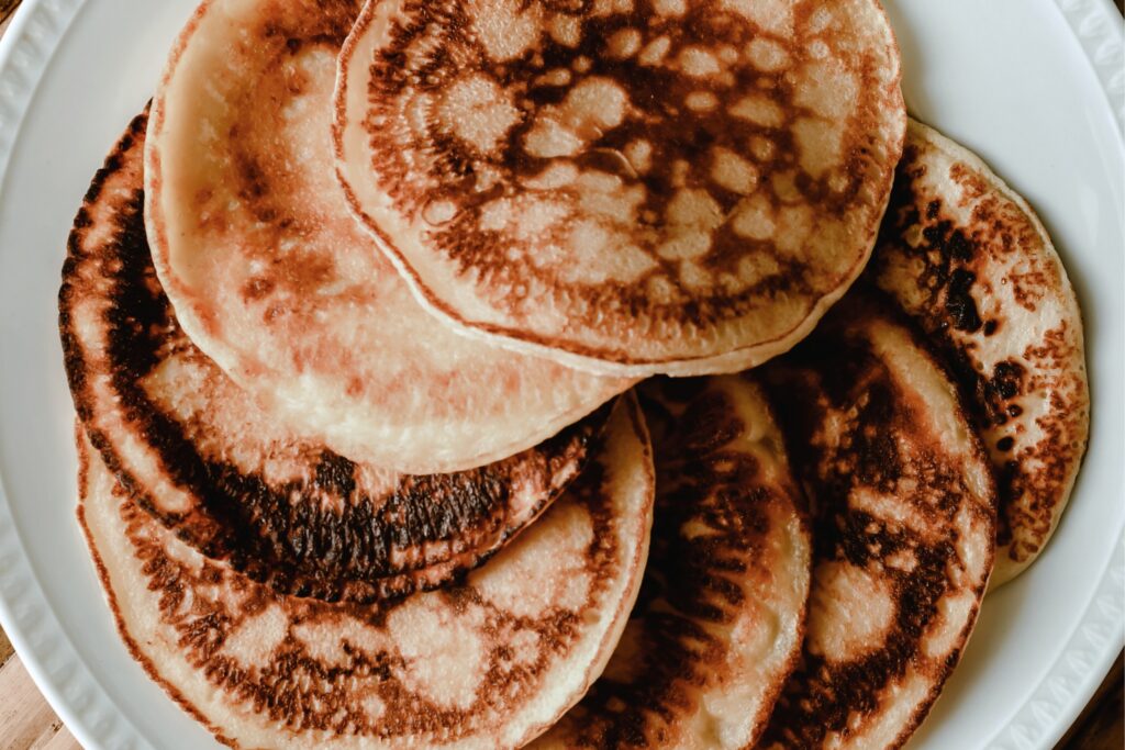 pancakes on a plate